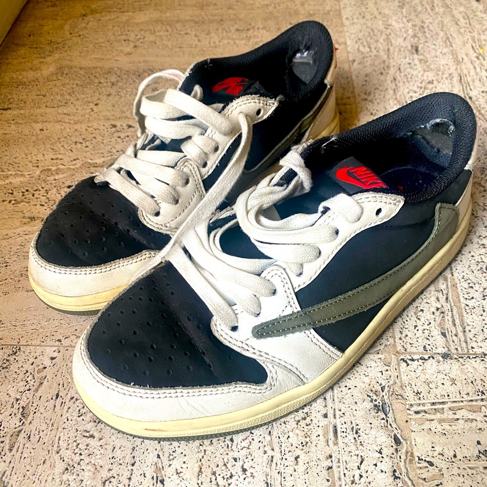 Travis Scott x Wmns Air Jordan 1 Retro Low OG SP Olive